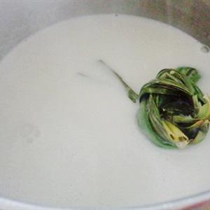 Cách làm xôi xoài trái tim