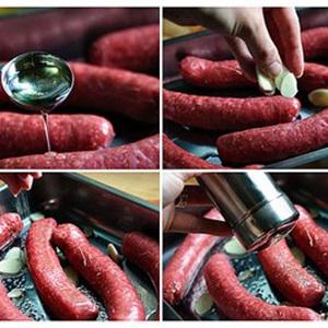 Cách làm xúc xích bò nướng cà chua