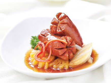 Xúc xích khìa nước dừa