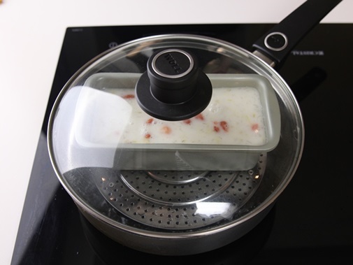 Xúc xích ngô chiên độc đáo, thơm ngon