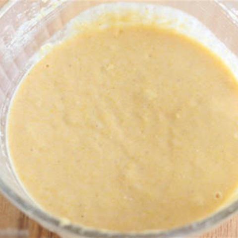 Cách làm xúc xích tẩm bột bắp