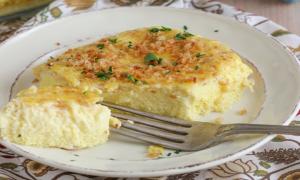 Xương bò hầm quế và rượu vang thơm ngon khó cưỡng