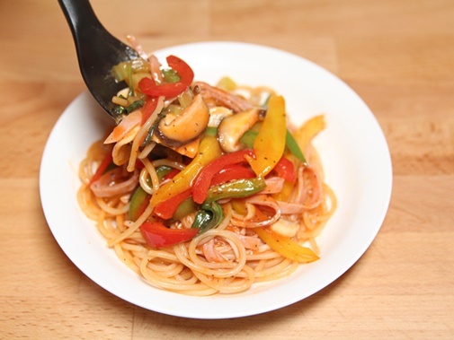 Yến mạch trộn hoa quả cho bữa sáng đầy năng lượng